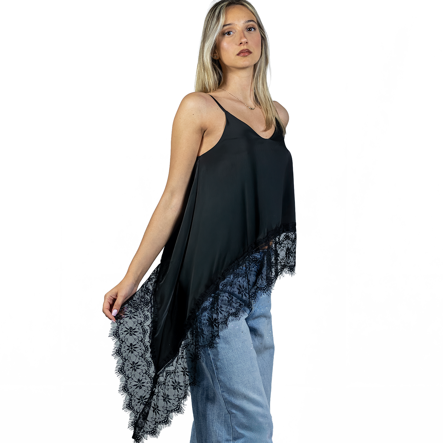 TOP NOIR LACE